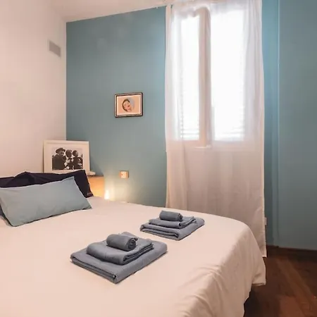 アパート Amazhome - Casa Di Design Nel Cuore Di リミニ