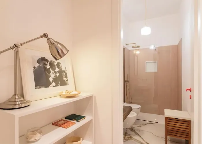 Amazhome - Casa Di Design Nel Cuore Di Appartement
