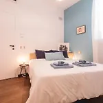 Amazhome - Casa Di Design Nel Cuore Di Apartament