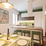 Amazhome - Casa Di Design Nel Cuore Di Apartament Rimini
