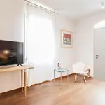 Amazhome - Casa Di Design Nel Cuore Di * Rimini