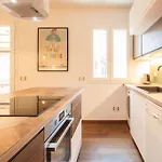 Amazhome - Casa Di Design Nel Cuore Di Apartament