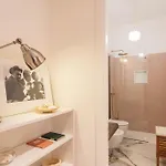 Amazhome - Casa Di Design Nel Cuore Di Apartament