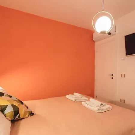 Daire Amazhome - Casa Di Design Nel Cuore Di Rimini