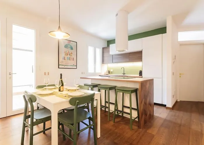 Amazhome - Casa Di Design Nel Cuore Di Lägenhet