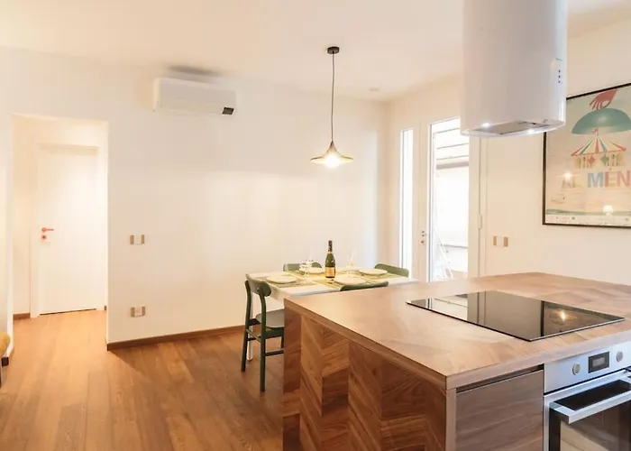 Amazhome - Casa Di Design Nel Cuore Di ريميني