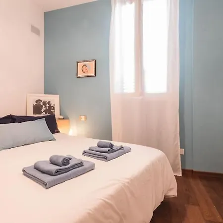 アパート Amazhome - Casa Di Design Nel Cuore Di リミニ