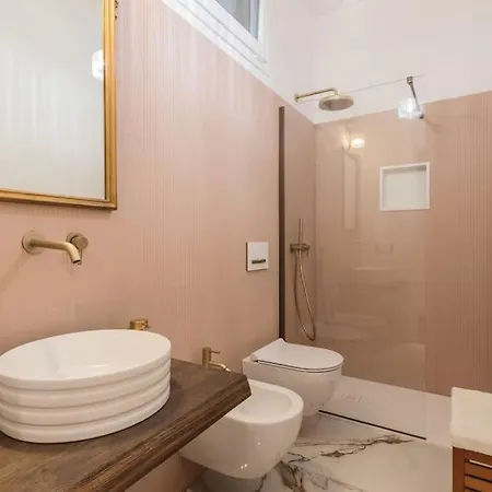 Amazhome - Casa Di Design Nel Cuore Di Rimini