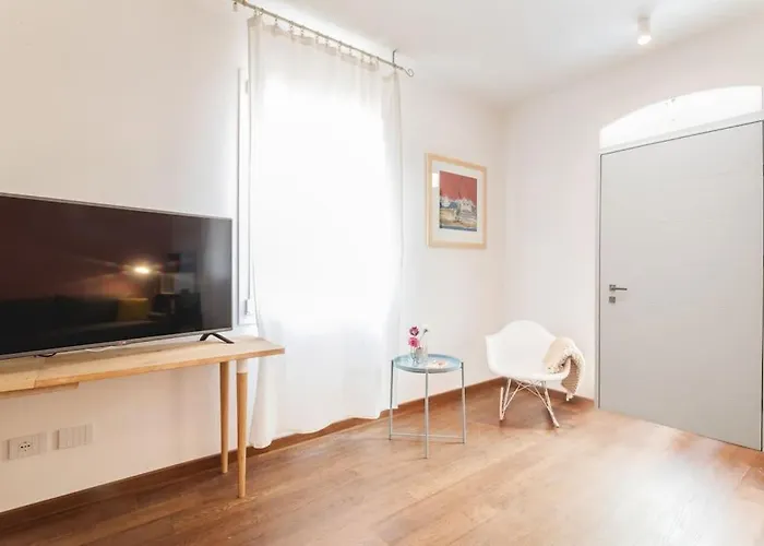 Amazhome - Casa Di Design Nel Cuore Di * ريميني