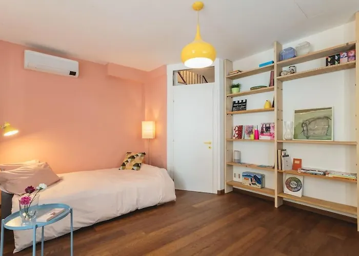 Amazhome - Casa Di Design Nel Cuore Di شقة *